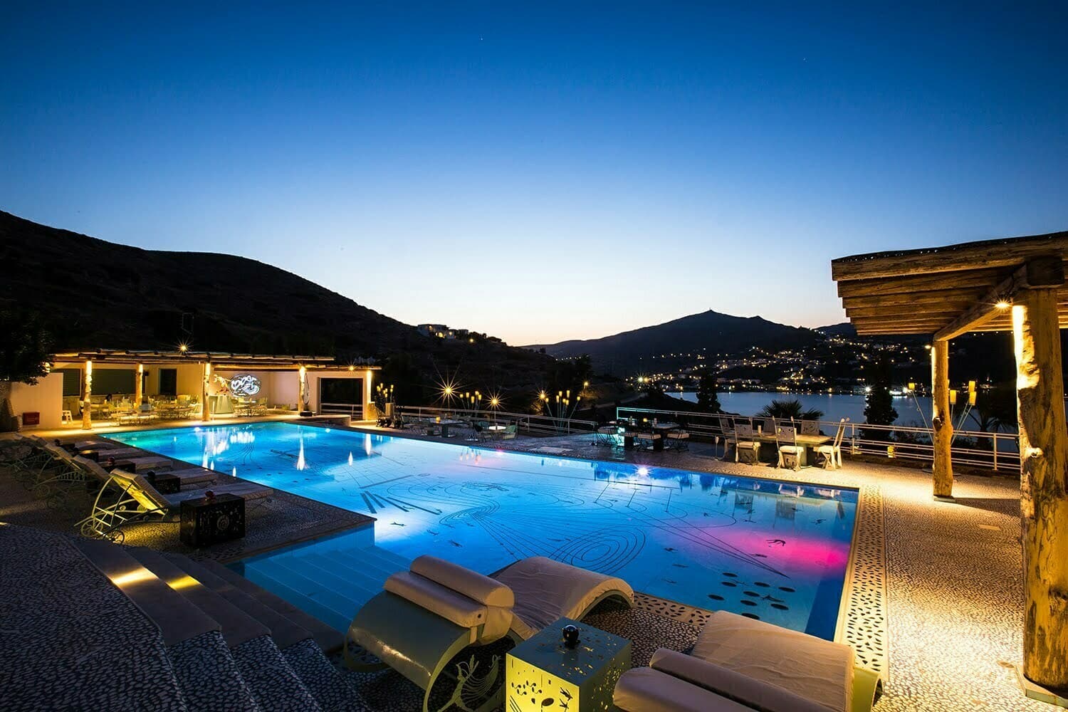 Agalia Luxury Suites image 1