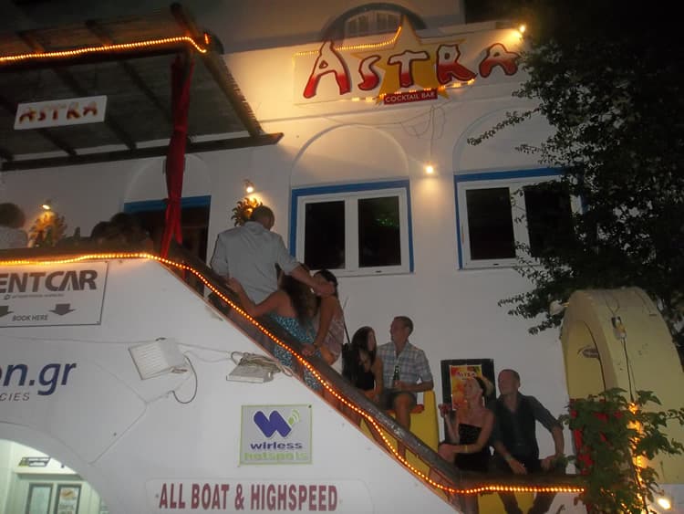 Astra Cocktail Bar image 4