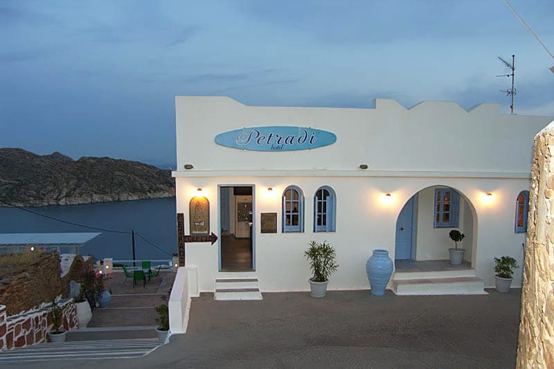 Petradi Hotel image 1