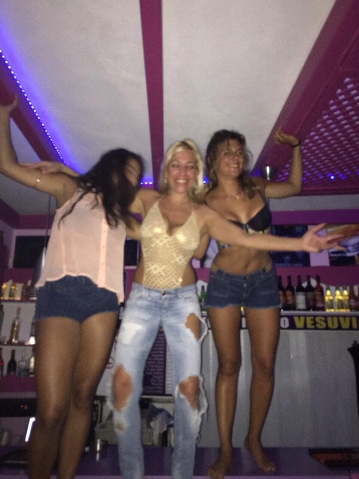 Vesuvios Bar image 7